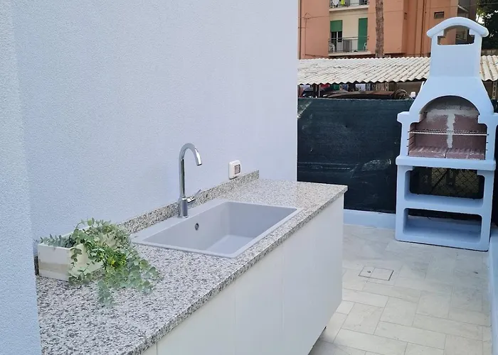 With Private Jacuzzi Vila