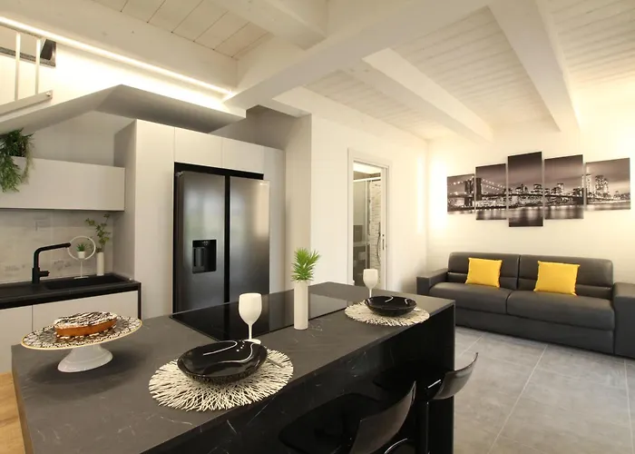 Vila With Private Jacuzzi San Mauro Mare
