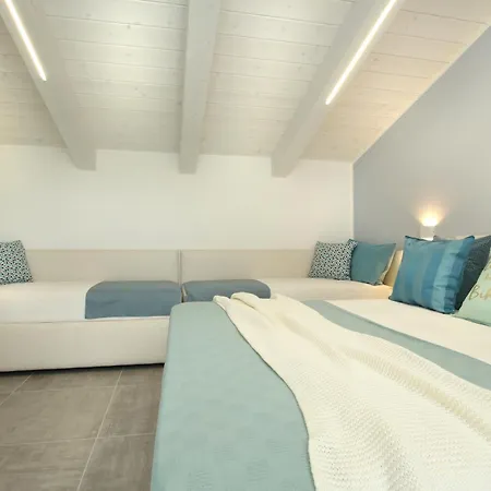 Villa With Private Jacuzzi *