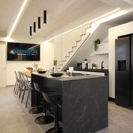 With Private Jacuzzi Villa San Mauro Mare